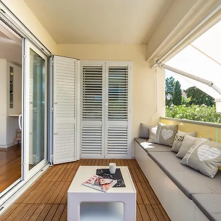 Hedera Estate, Hedera A37 Apartman