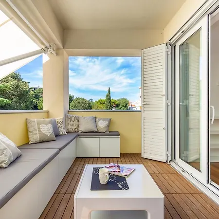 Hedera Estate, Hedera A37 * Ντουμπρόβνικ